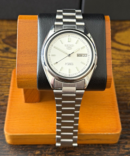 Seiko automatic white dial - automatic,