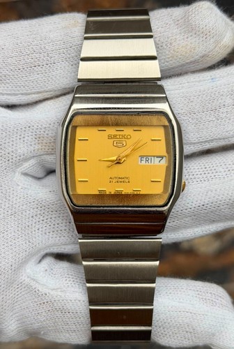 Vintage seiko automatic 21 - 5,