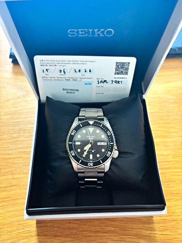 Seiko sports skx new - 5, colour