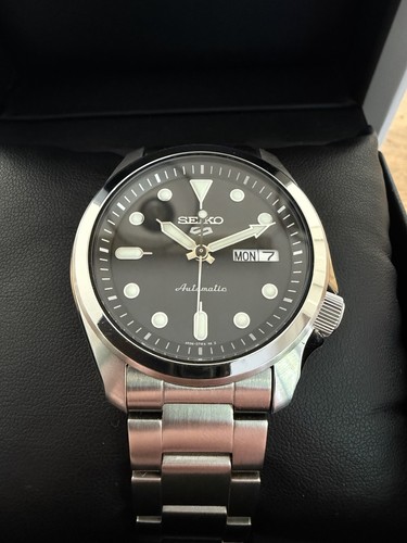 Seiko sports srpe55k1 - 5,