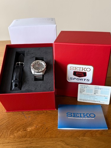 Seiko sports ash blue - seiko,