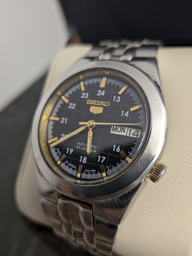 Seiko 7s26 02v0 automatic - seiko,