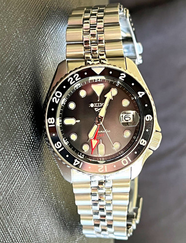 Seiko sports automatic gmt - seiko,