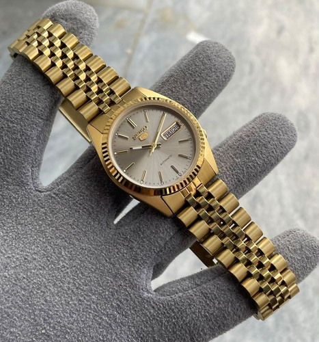 Fluted bezel seiko - fluted, 5