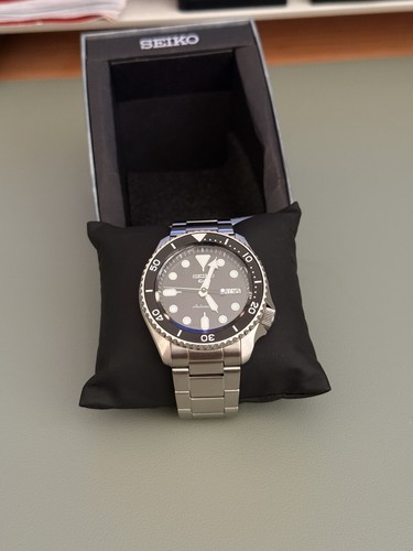 Black dial seiko - dial,