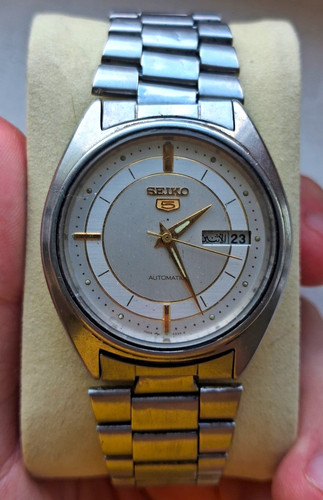 Seiko automatic day date - 5,