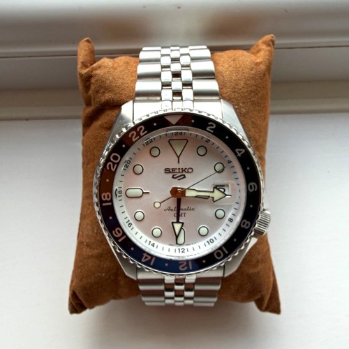 Seiko sports automatic gmt - seiko, 5