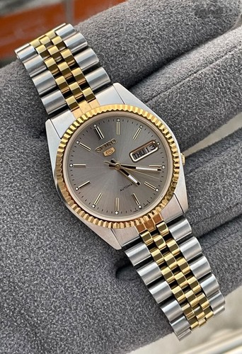 Rare fluted bezel seiko two - rare, 5