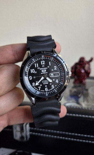 Seiko sports black - 5,