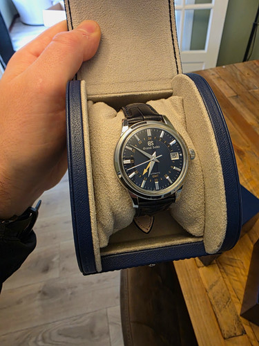 Grand seiko moondrop sbgm257g - moondrop,