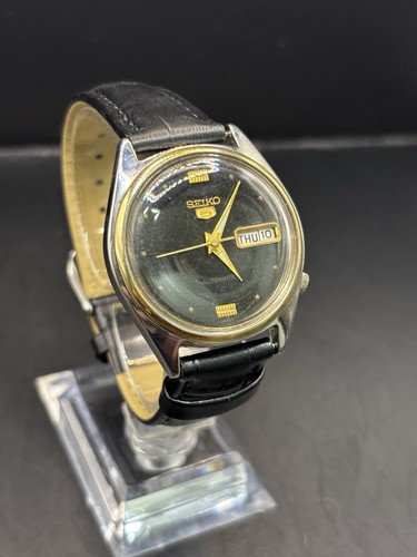 Seiko automatic watch with a - seiko,