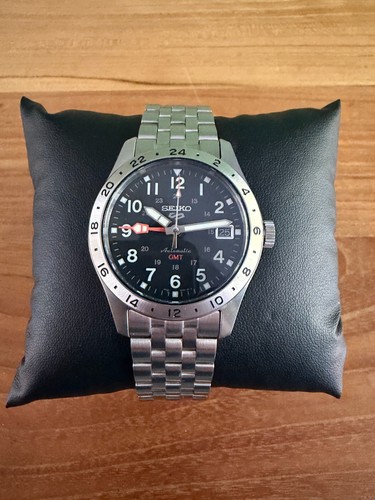 Seiko sports field gmt - seiko,